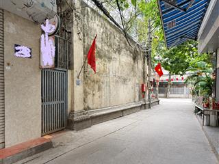 7,6 tỷ  5m ra ô tô, dt 35m2*4t, mt 4m, ba gác phi thông tứ tung, sổ vuông phân lô