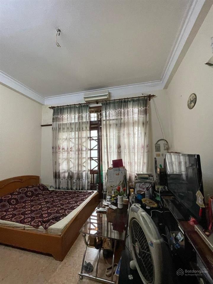 9 tỷ  lô góc ô tô tránh 2 mặt tiền dt 47m2, mt 4,2m, thông tứ phía kd hết nấc