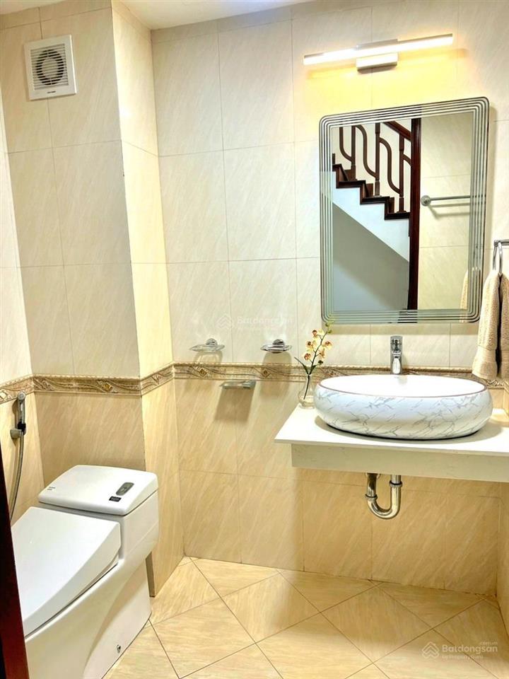 Phân lô 3 ô tô tránh, dt 85m2, mt 7,5m, vỉa hè 3m, sát mp, kinh doanh hết nấc, chào 39,8 tỷ