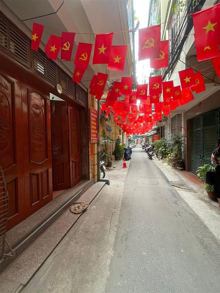 10,5 tỷ  20m ô tô tránh, dt 52m2*5t, mt 4m, trước nhà 3m, ngõ thông 2 thoáng, sổ vuông qh ổn định