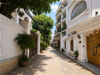 Chdv thu 1,6 tỷ/năm, lô góc ô tô tránh, dt180m2*7t, mt 15m2, 20m ra mp, chào 350tr/m2 (ctl)
