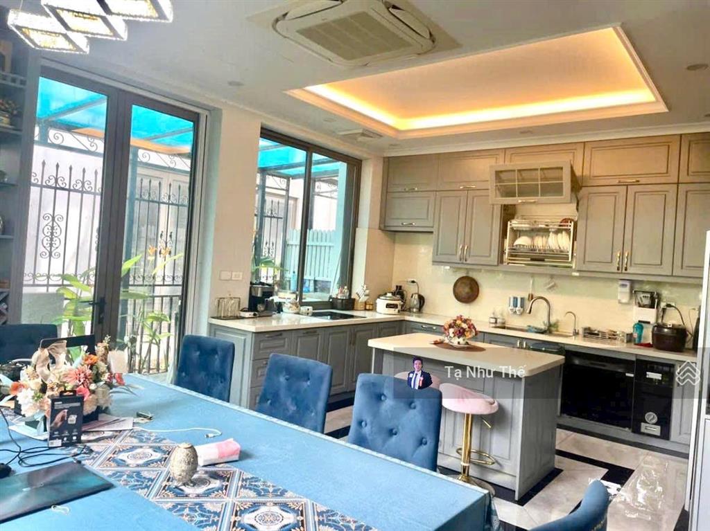 (hạ 2ty) 39ty lê trọng tấn ôtô tránh, vỉa hè 3 ô tô tránh, mát mẻ 150m2, mt10m,4t, gần công viên