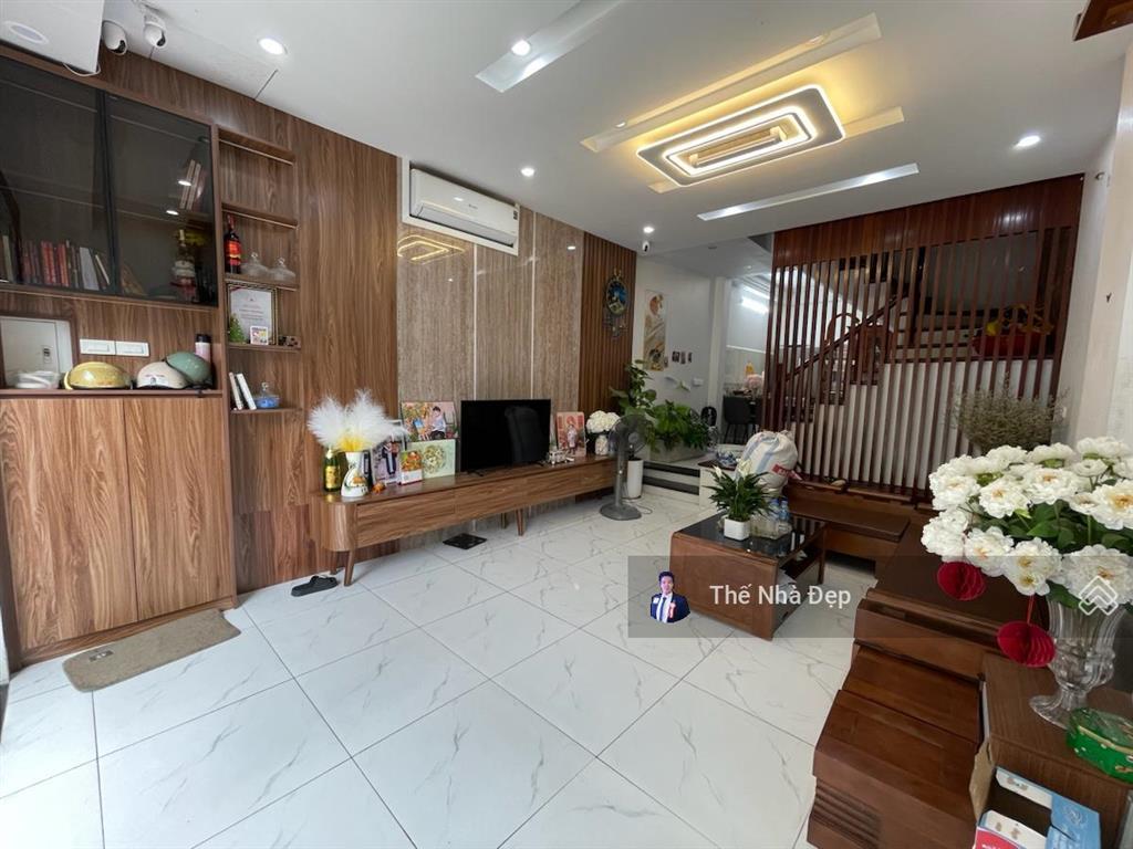 (hạ 2tỷ) 27tỷ lô góc hoàng văn thái 110m2, ô tô đỗ cửa/vào nhà, kd cty, 4t, mt 6m, thông, gần phố