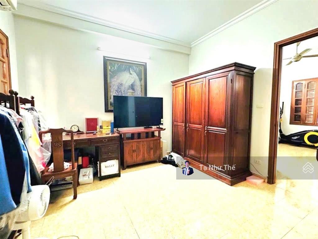 (hạ 2tỷ) mặt phố lô góc 2 mặt thoáng hoàng văn thái 60m2, 5t, 2 mặt tiền 15m, vỉa hè rộng, cho thuê