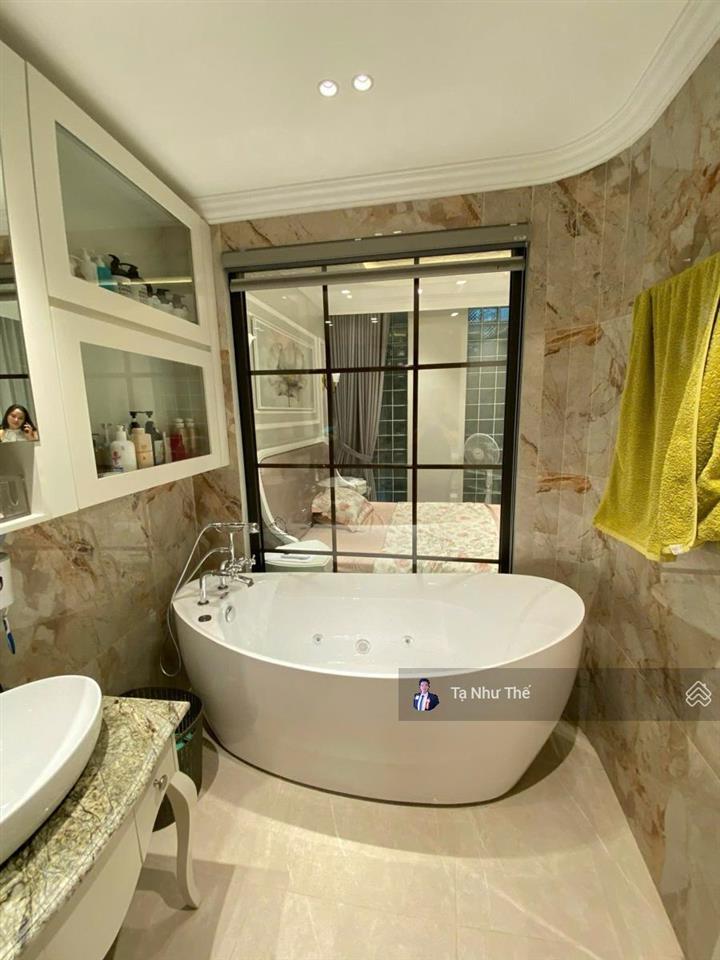 (hạ 2 tỷ) 27.5 tỷ, hoàng cầu, 70m2, ôtô tránh, mt 6m, 7t, thang máy, kd cty/vp, vài bước ra hồ, gấp