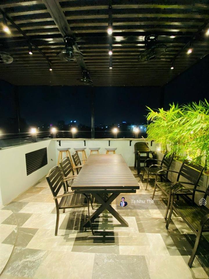 (hạ 2 tỷ) 27.5 tỷ, hoàng cầu, 70m2, ôtô tránh, mt 6m, 7t, thang máy, kd cty/vp, vài bước ra hồ, gấp