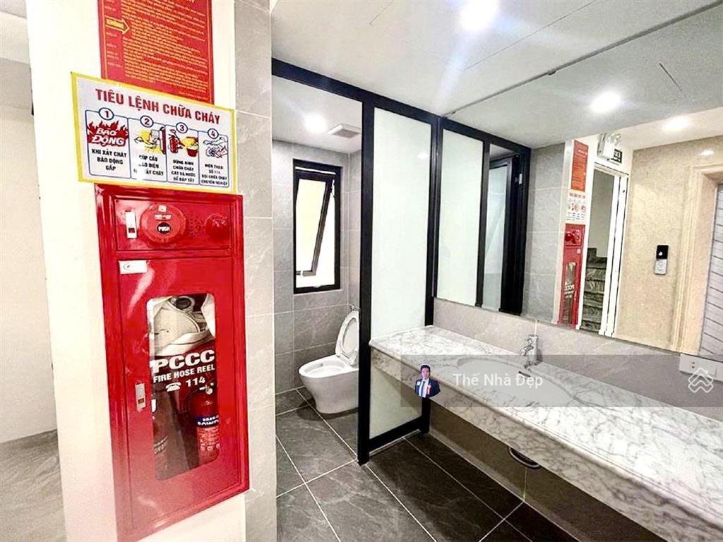 Hạ 5 tỷ, 42 tỷ toà văn phòng trung kính to 75m/85m2 ô tô tránh vỉa hè kd vp, 7t, mt 6m thang máy