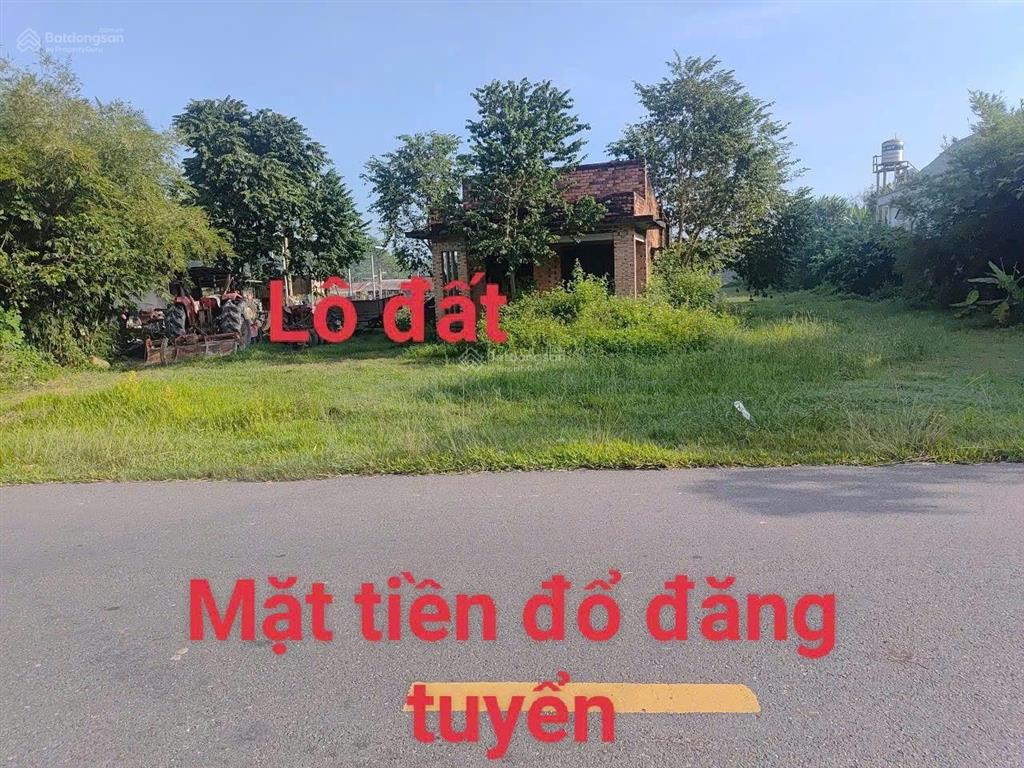 Mặt tiền đuòng xe công .chạy.bán kín 1km.đầy đủ tiện ít