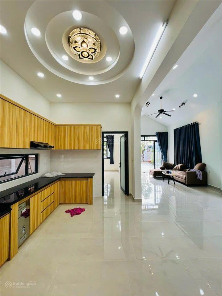 Cg phuớc thạnh củ chi tp hcm...
cần bán gấp nhà vườn siêu đẹp, đã hoàn công đường xe hơi.