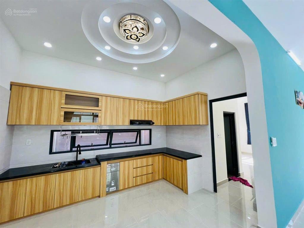 Cg phuớc thạnh củ chi tp hcm...
cần bán gấp nhà vườn siêu đẹp, đã hoàn công đường xe hơi.