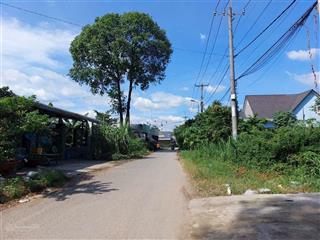 Cg nhà một trệt một lầu hoàn công  xã tân thạnh đông, củ chi mặt tiền đường lê thị đảo