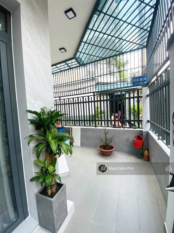 Bán nhà lô góc trịnh đình trọng phú trung tân phú hxh thông 5 tầng 9.9t tl