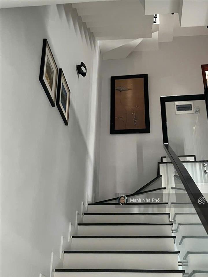 Bán nhà lô góc trịnh đình trọng phú trung tân phú hxh thông 5 tầng 9.9t tl