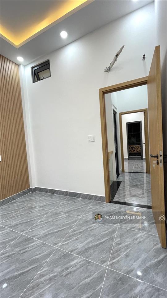 Bán nhà sơn kỳ tân phú 3.2m x 9.5m  2pn  2wc full nt 4.15 t tl