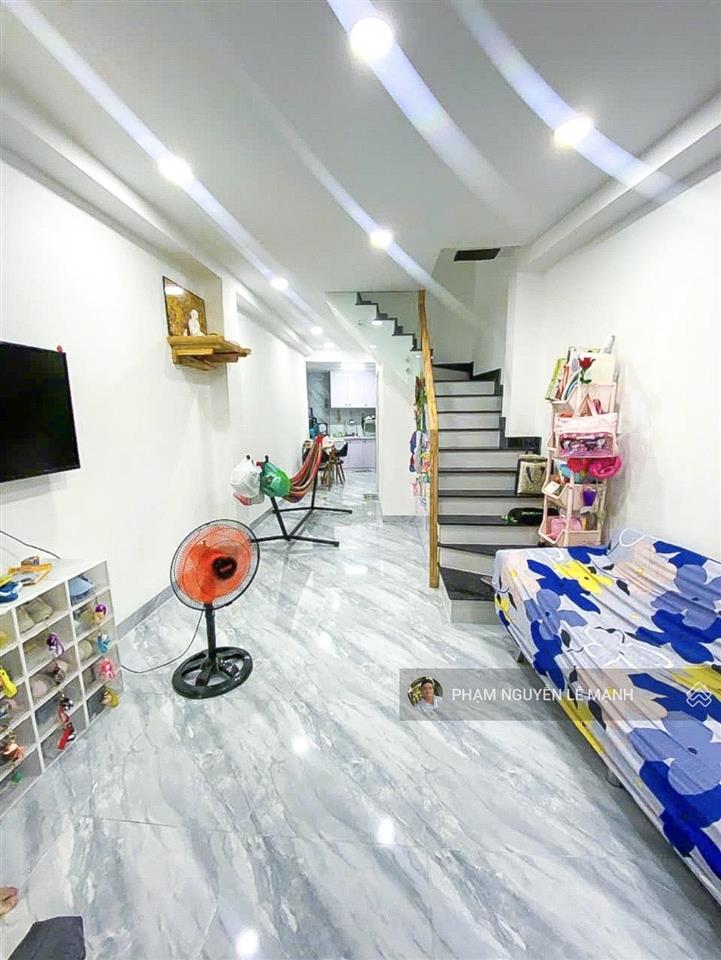 Bán nhà phan đình phùng p.17 phú nhuận 30m2(3.1x11)gần trường sa 4,55t