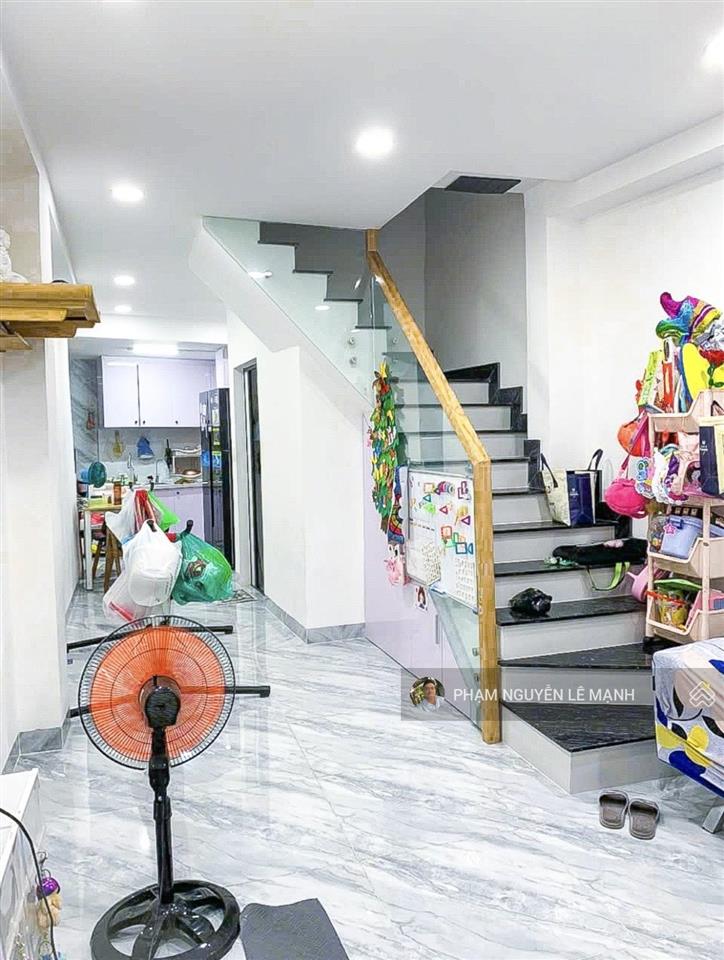 Bán nhà phan đình phùng p.17 phú nhuận 30m2(3.1x11)gần trường sa 4,55t