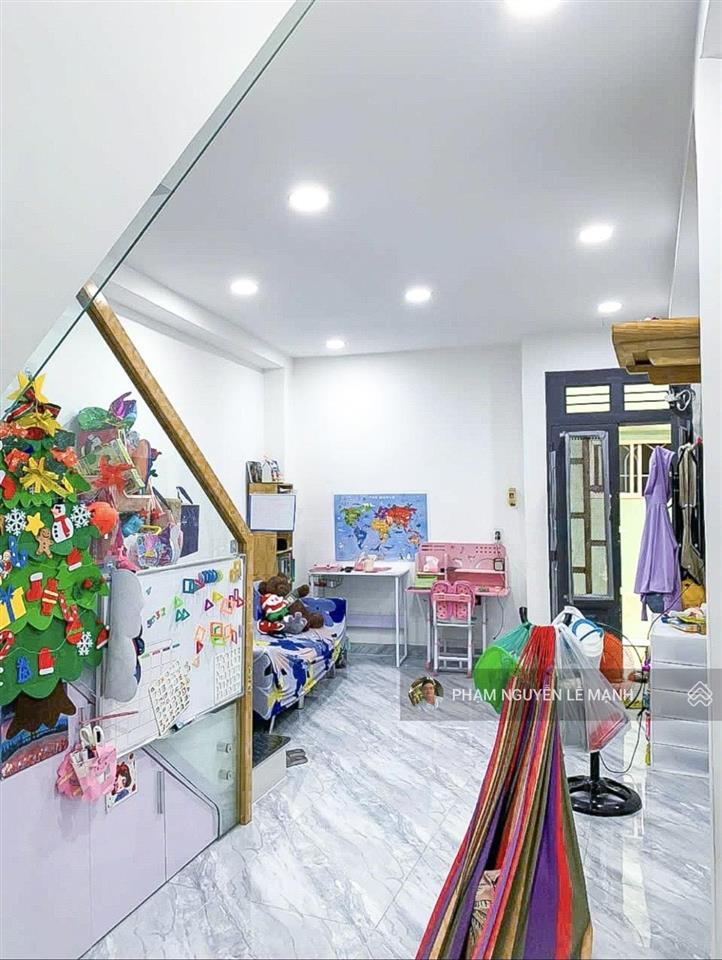 Bán nhà phan đình phùng p.17 phú nhuận 30m2(3.1x11)gần trường sa 4,55t