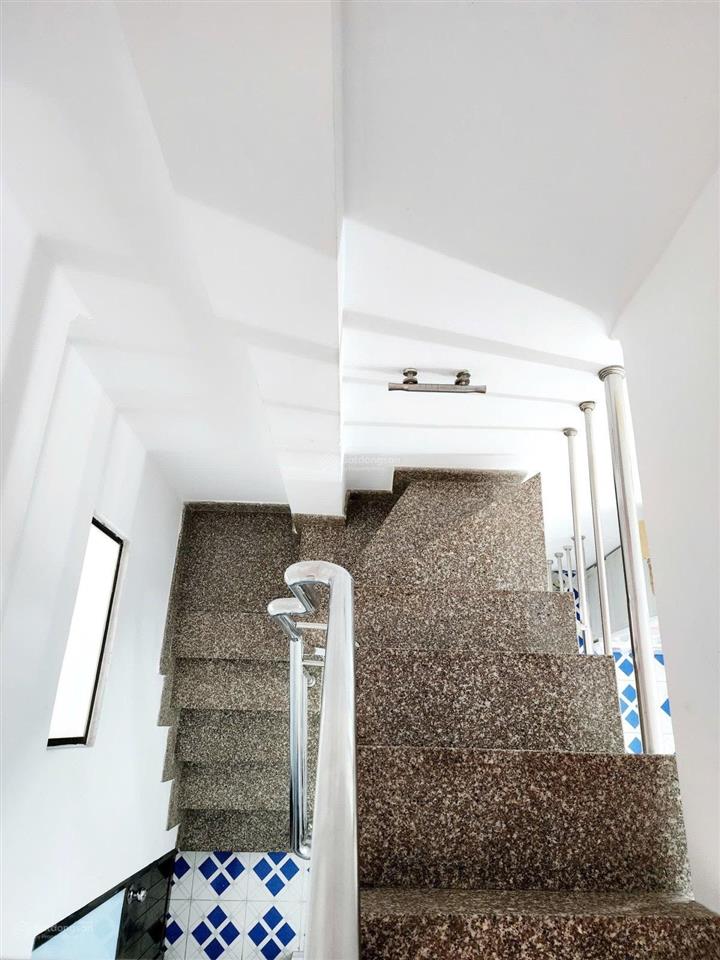 Bán nhà trần văn quang p.10 tân bình 23m2(2.4x9.5)  3 tầng 3,39t tl
