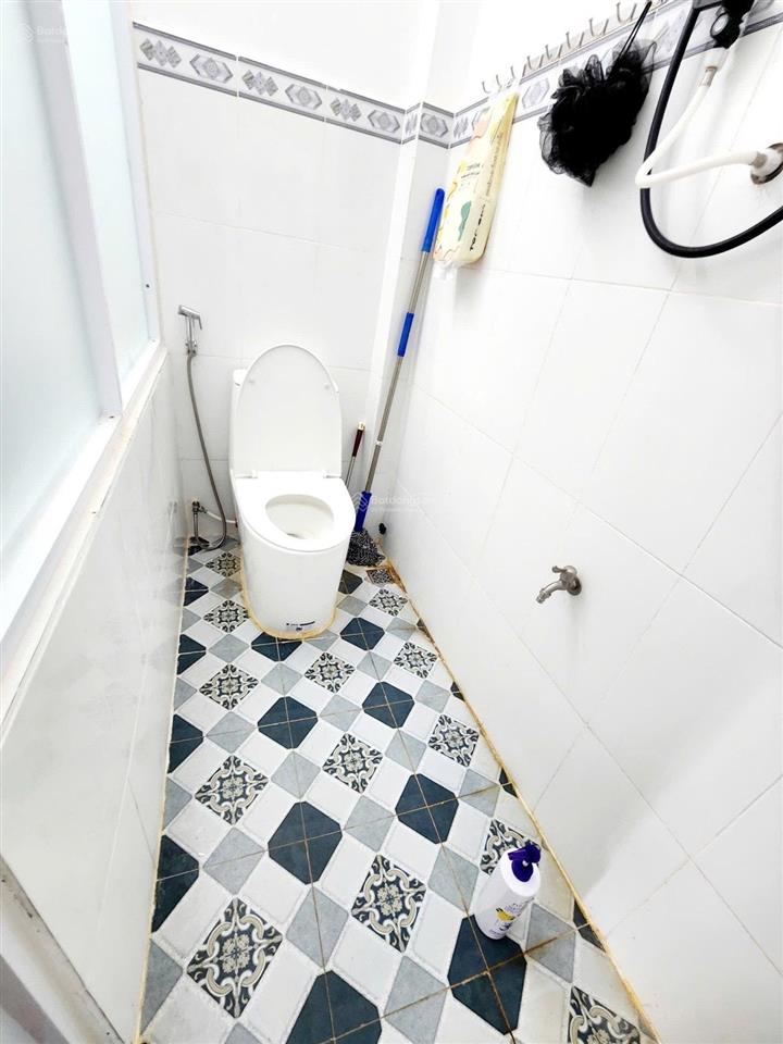 Bán nhà trần văn quang p.10 tân bình 23m2(2.4x9.5)  3 tầng 3,39t tl