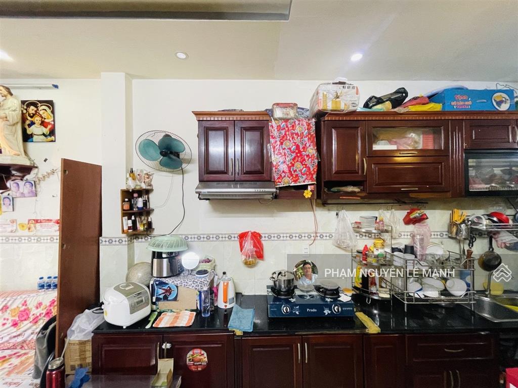Bán nhà hưng hóa p6 tân bình hxh xe tải 3 tầng 2pn 3wc  5,6t tl