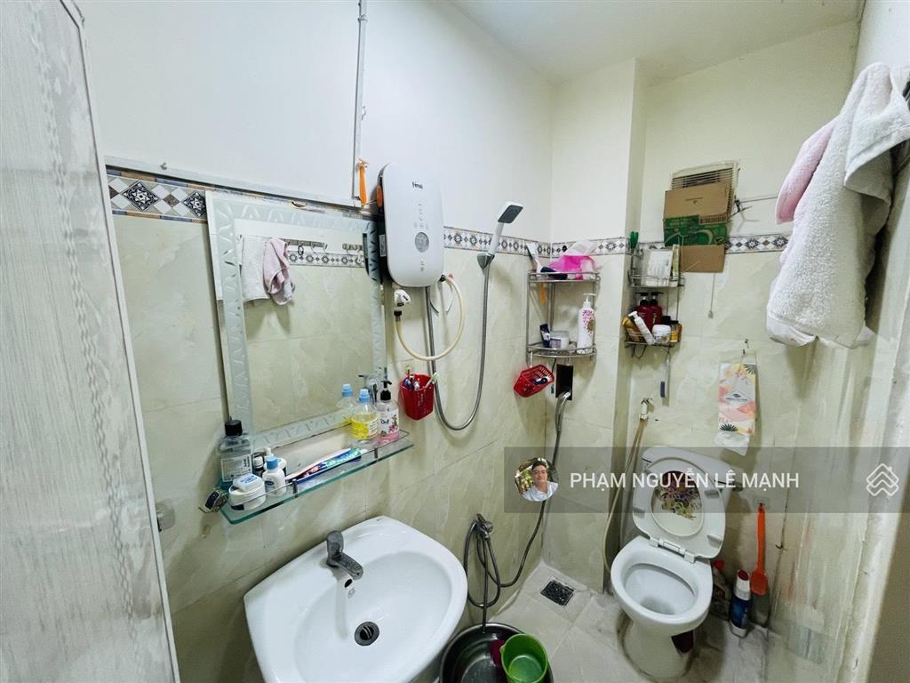 Bán nhà hưng hóa p6 tân bình hxh xe tải 3 tầng 2pn 3wc  5,6t tl
