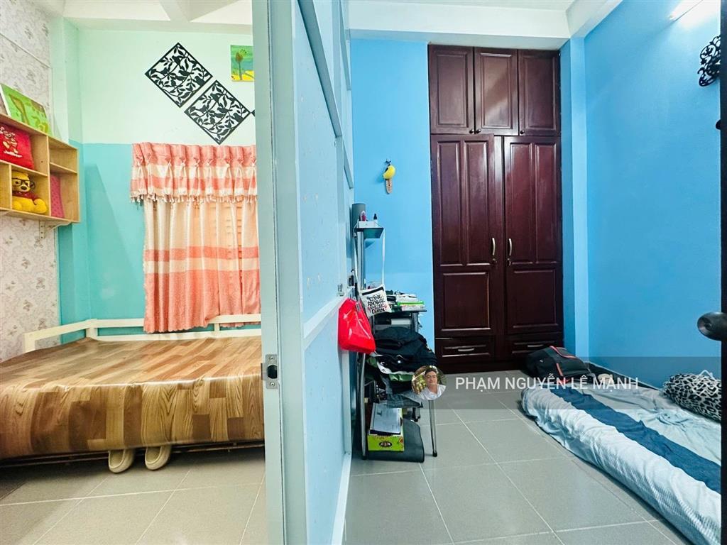 Bán nhà âu cơ p10 tân bình hxh 49m(4x11) nở hậu 4.85  4 tầng  7,8t
