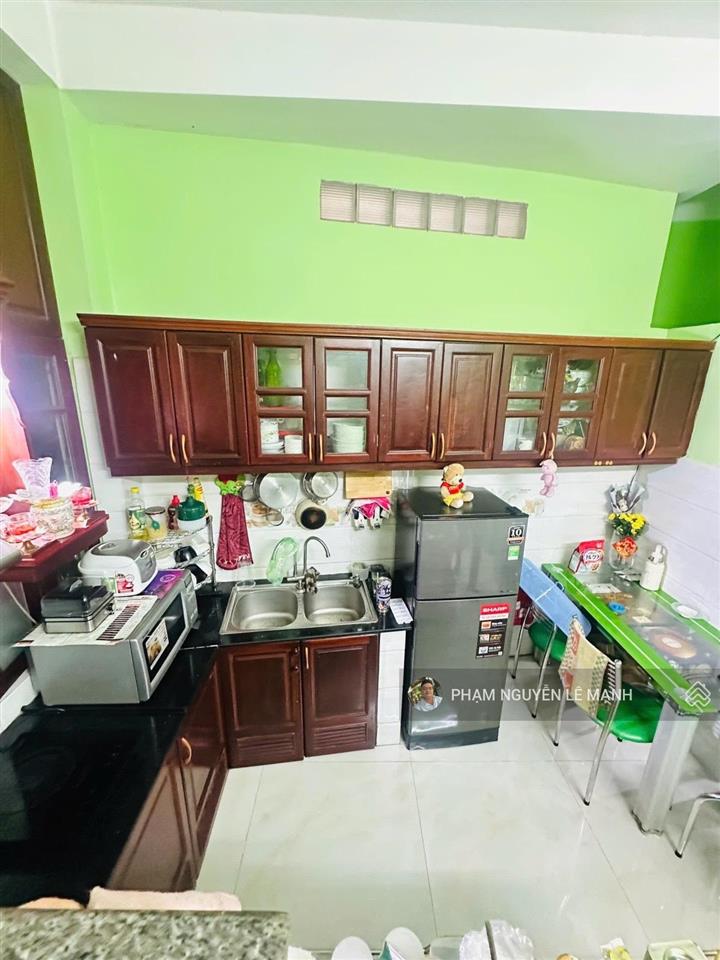 Bán nhà âu cơ p10 tân bình hxh 49m(4x11) nở hậu 4.85  4 tầng  7,8t