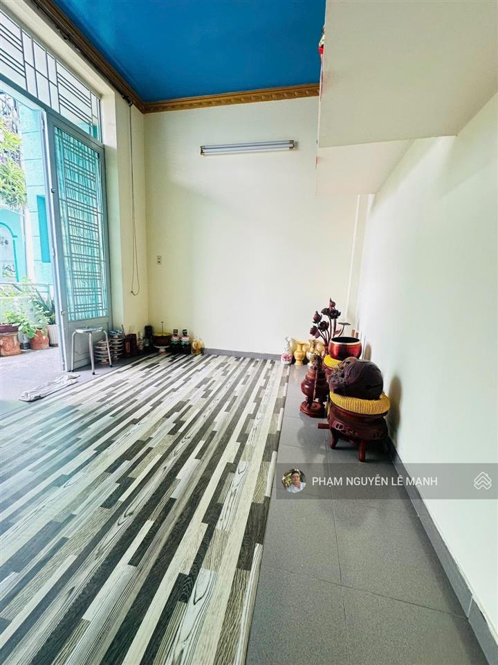 Bán nhà âu cơ p10 tân bình hxh 49m(4x11) nở hậu 4.85  4 tầng  7,8t