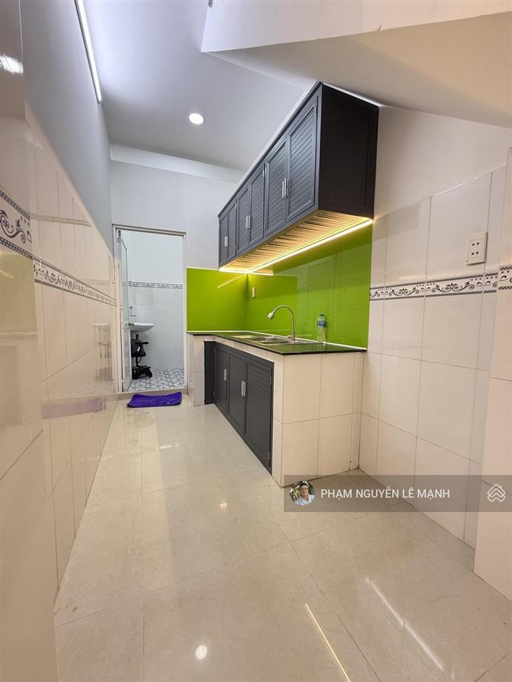 Bán nhà nguyễn trãi p.2 q.5 3 tầng sân thượng 35,8m2  5,5t tl