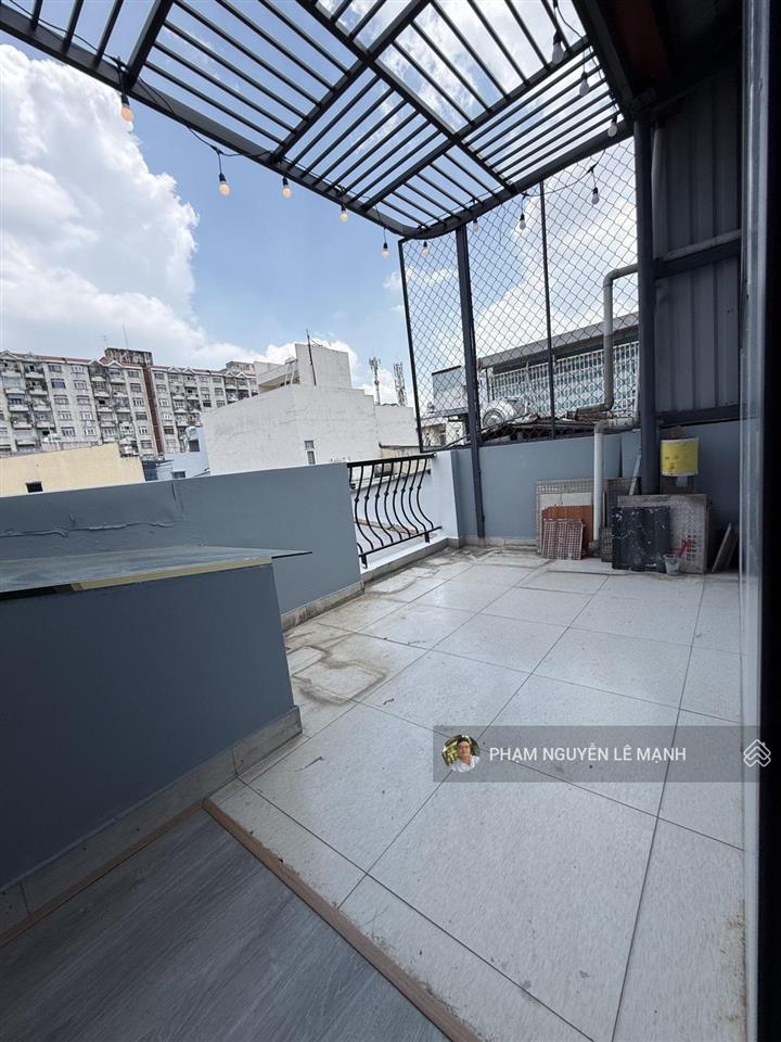 Bán nhà nguyễn trãi p.2 q.5 3 tầng sân thượng 35,8m2  5,5t tl