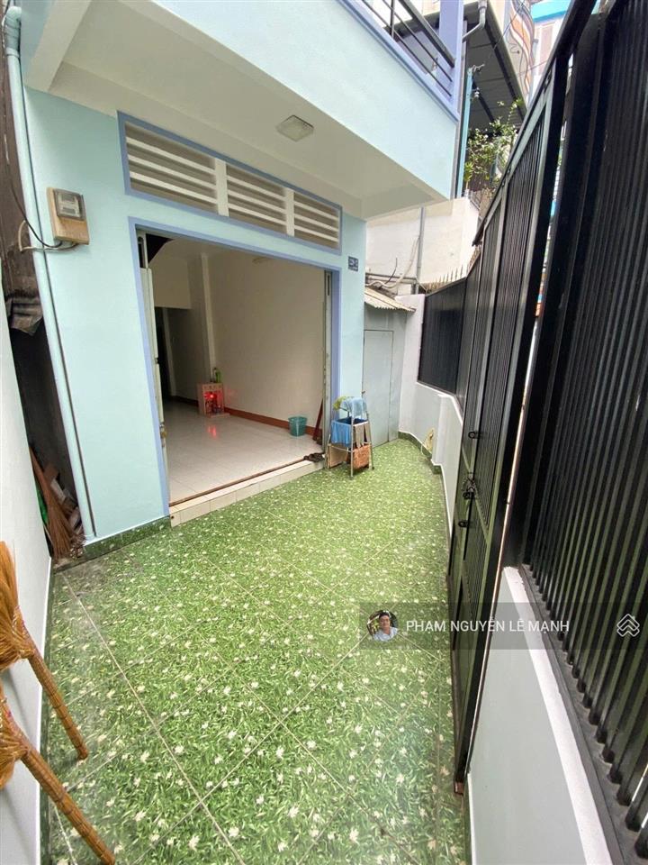 Bán nhà nguyễn chí thanh p.3 q.10 4,5x10 3 tầng  4pn 3wc 5,99t