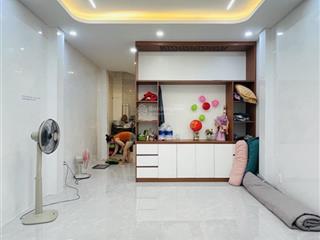 Bán nhà phú hòa p.8 tân bình 2 tầng 2pn 2wc 40m 5,4 tỷ tl