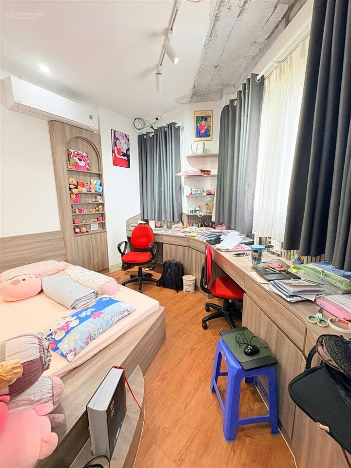Bán nhà tứ hải p.6 tân bình lô góc mặt tiền kinh doanh 5 tầng 40m2
