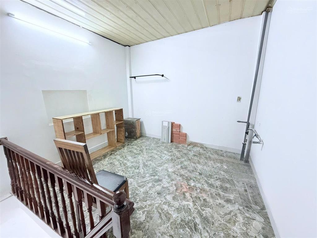 Bán nhà bùi thế mỹ p.10 tân bình 3 tầng 30m2 3pn 3wc 5t tl