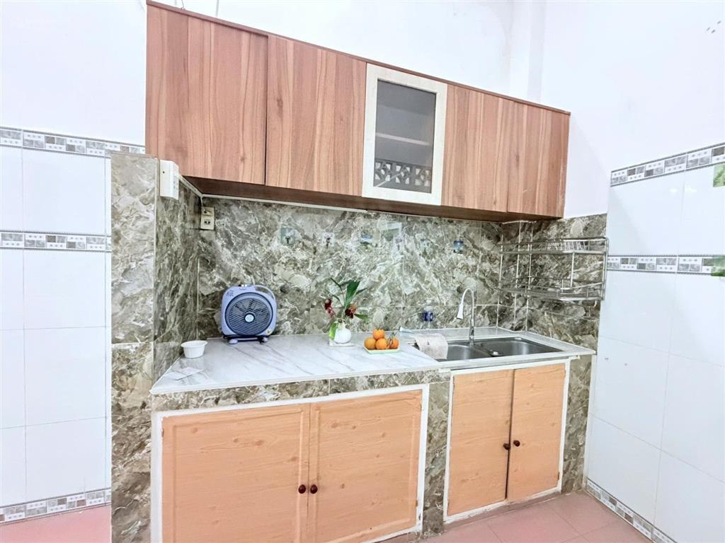 Bán nhà bùi thế mỹ p.10 tân bình 3 tầng 30m2 3pn 3wc 5t tl