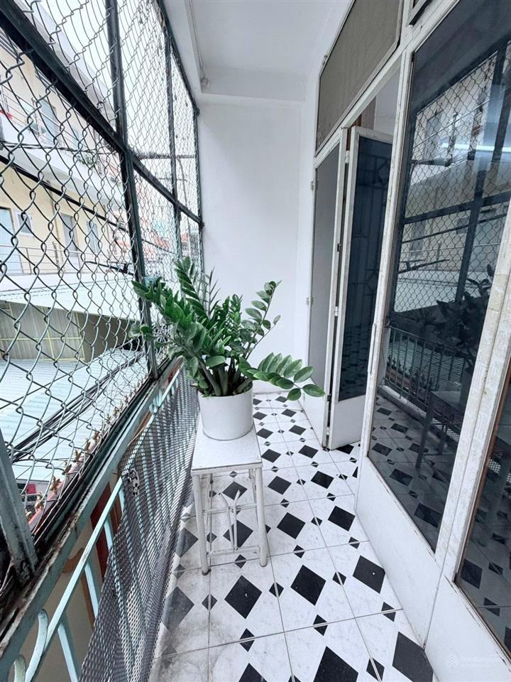 Bán nhà bùi thế mỹ p.10 tân bình 3 tầng 30m2 3pn 3wc 5t tl