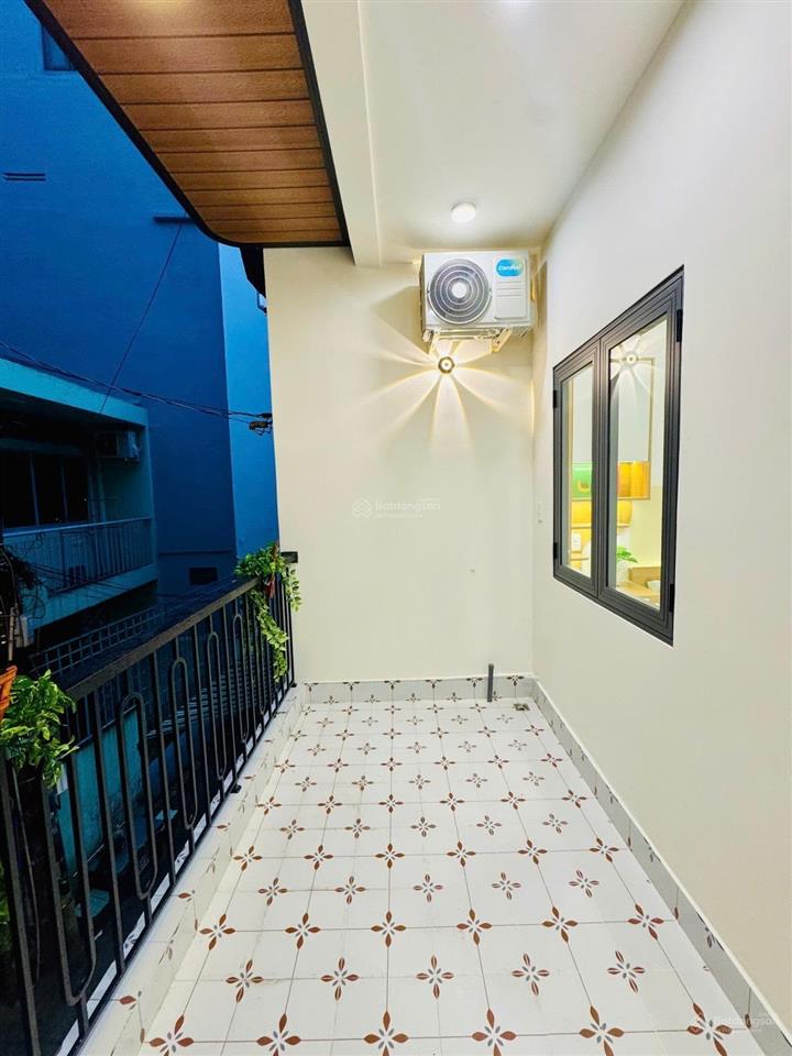 Bán nhà minh phụng p.9 q.11 gần cư xá lữ gia 45m² 2 tầng 3pn 6.79t tl