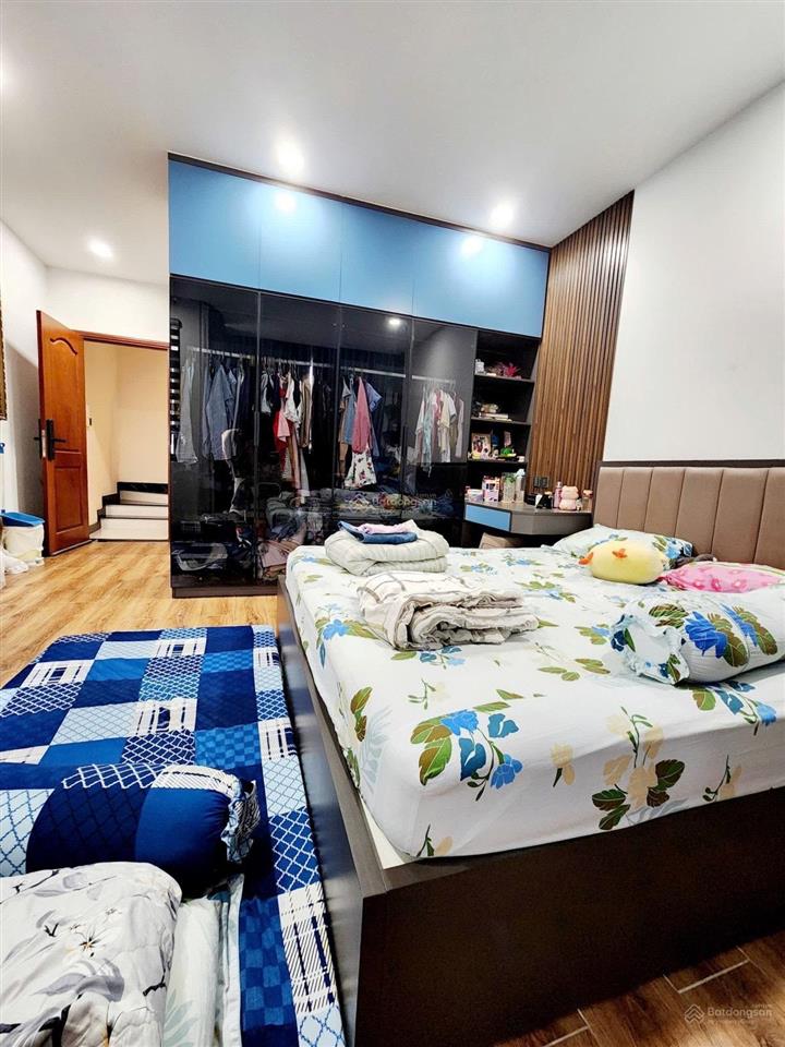 Bán nhà âu cơ  p.9  tân bình  xe hơi tới nhà  gần cư xá lữ gia  50m2  5 tầng  9.8t tl