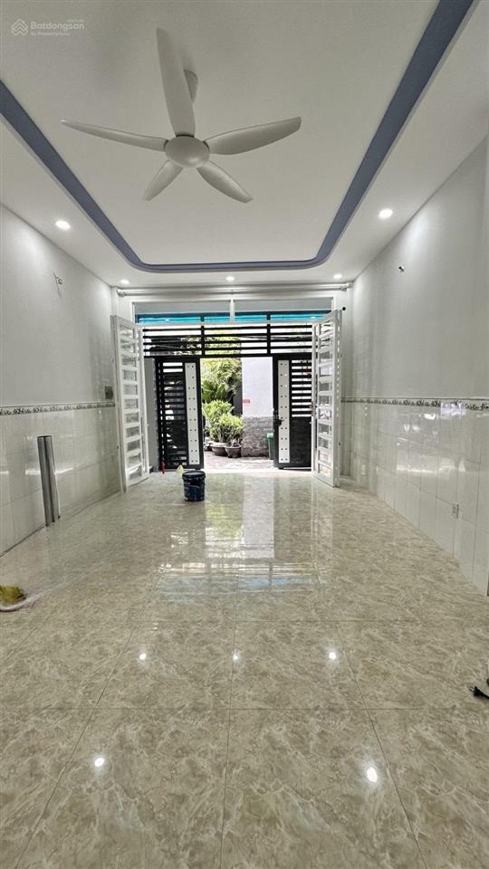 Bán nhà trần văn quang phường bảy hiền tân bình sau 1 căn mặt tiền 2 tầng 42m2 5.89t tl