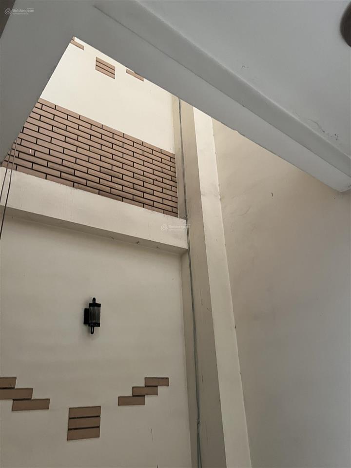Bán nhà phan xích long, phường đức nhuận hxh 4 tầng 143m2  dòng tiền 30tr/tháng 23,5 tỷ tl
