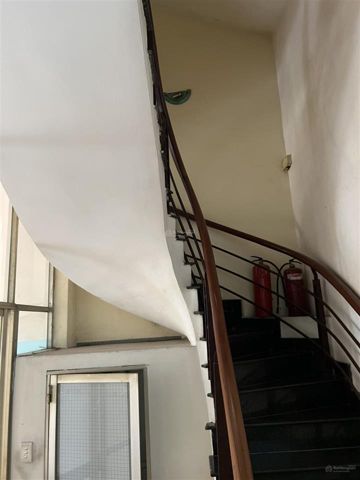 Bán nhà phan xích long, phường đức nhuận hxh 4 tầng 143m2  dòng tiền 30tr/tháng 23,5 tỷ tl