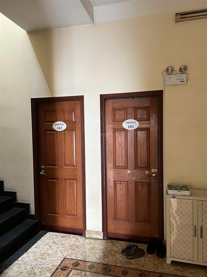 Bán nhà phan xích long, phường đức nhuận hxh 4 tầng 143m2  dòng tiền 30tr/tháng 23,5 tỷ tl