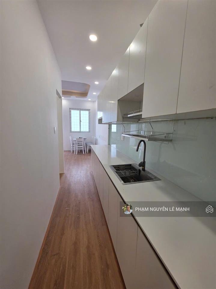 Bán căn hộ cc lô e lạc long quân  p.5  q.11  gần chợ hoa đầm sen  40m²(4x10)  2.25t tl