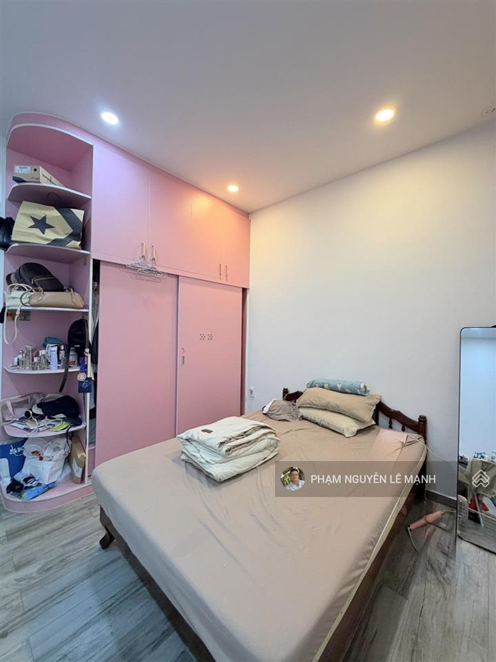Bán nhà bùi thị xuân p.3 tân bình giáp phú nhuận gần lê văn sỹ 4 tầng 52.5m2  7.6t tl