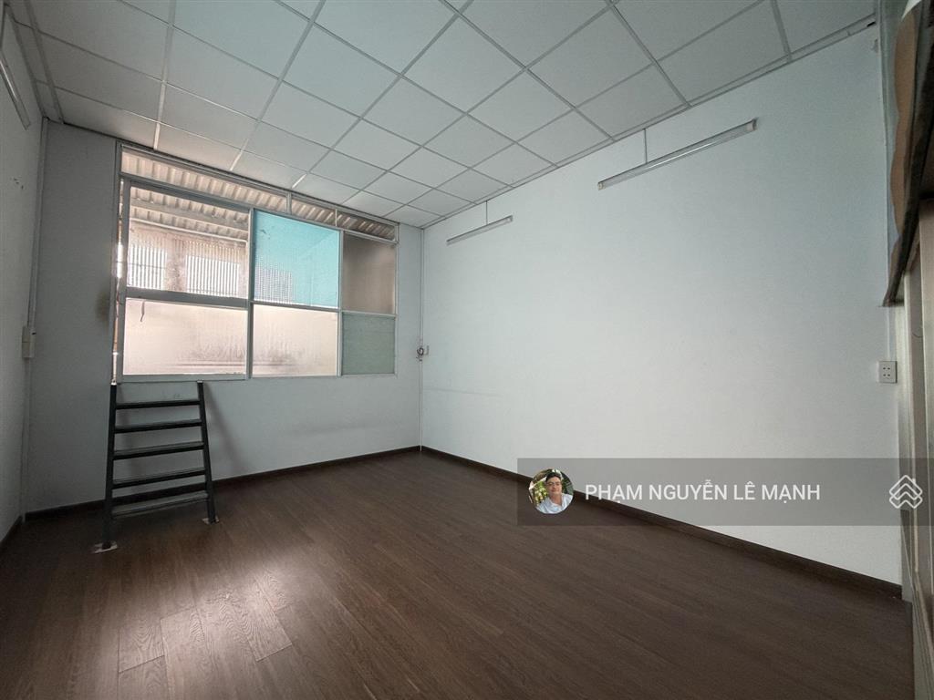 Bán nhà lạc long quân p.10 tân bình 2 tầng 47m2 5.7 tỷ tl