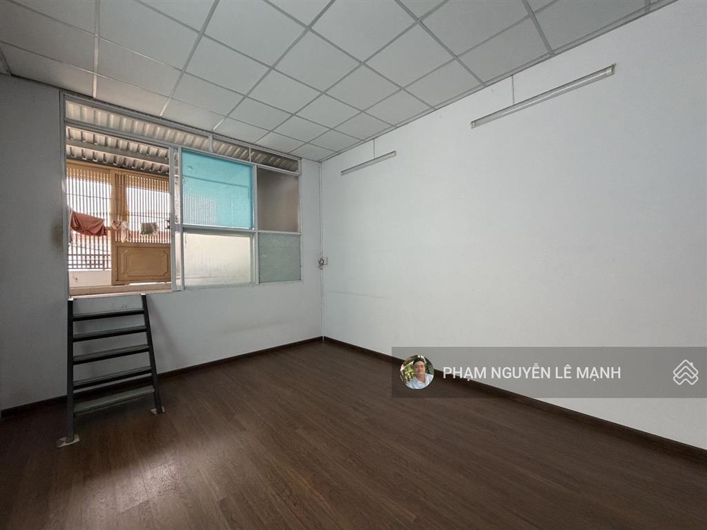 Bán nhà lạc long quân p.10 tân bình 2 tầng 47m2 5.7 tỷ tl