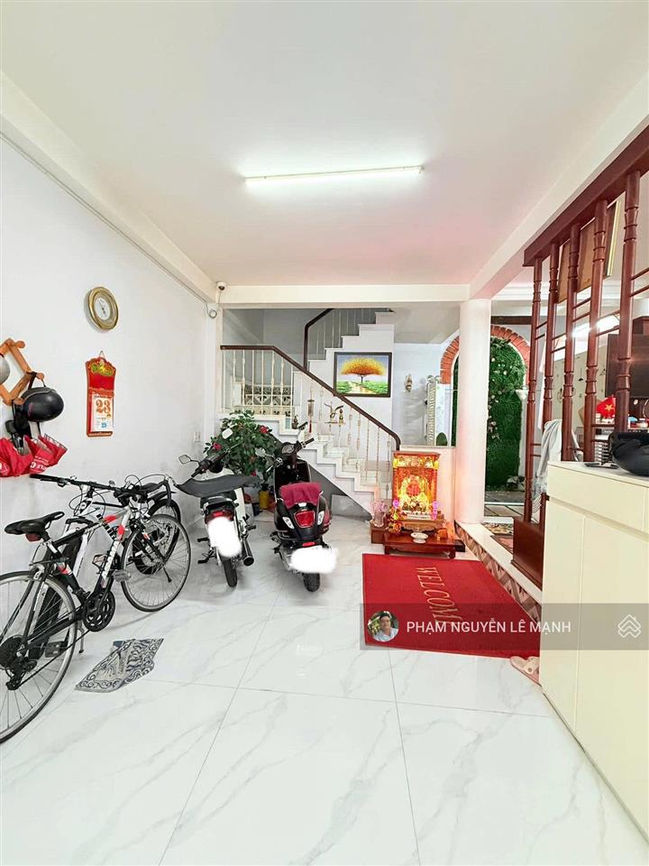 Bán nhà đất thánh p.6 tân bình hxh, 1 căn ra mặt tiền 4 tầng 68m2 (9.5m 7.2m) 13.98t tl