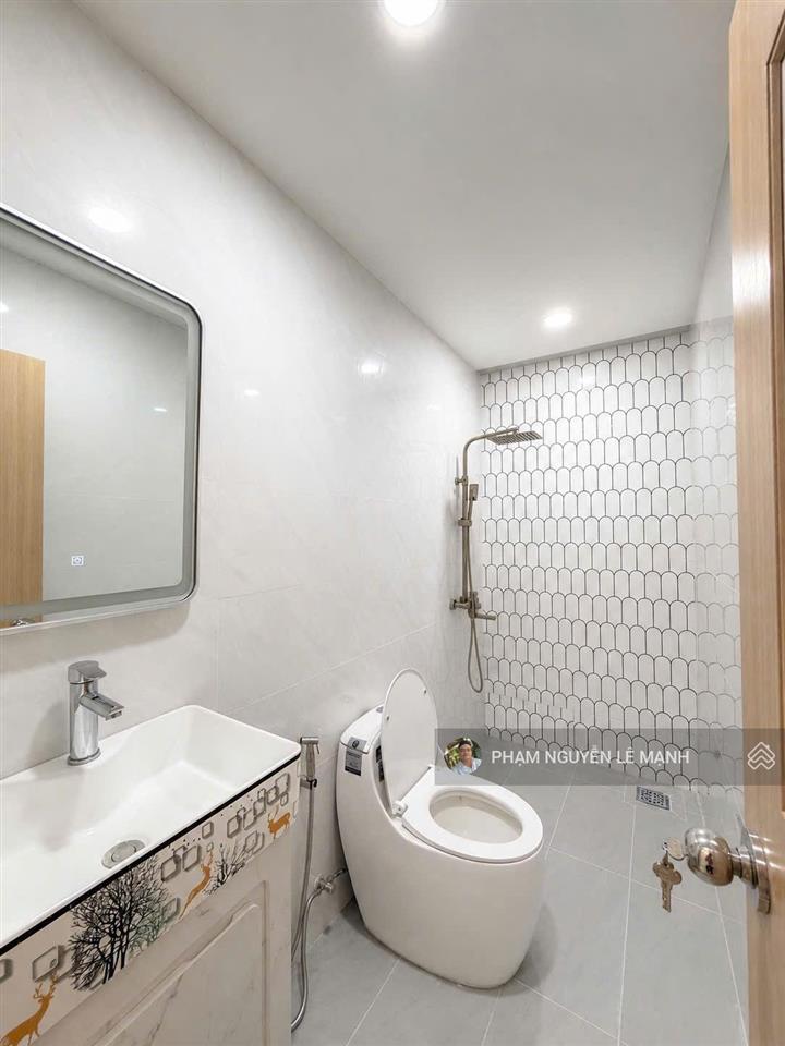 Bán nhà huỳnh thiện lộc  hòa thạnh  tân phú  hẻm thông gần hxh  2 tầng  62,4m²  6,3t tl
