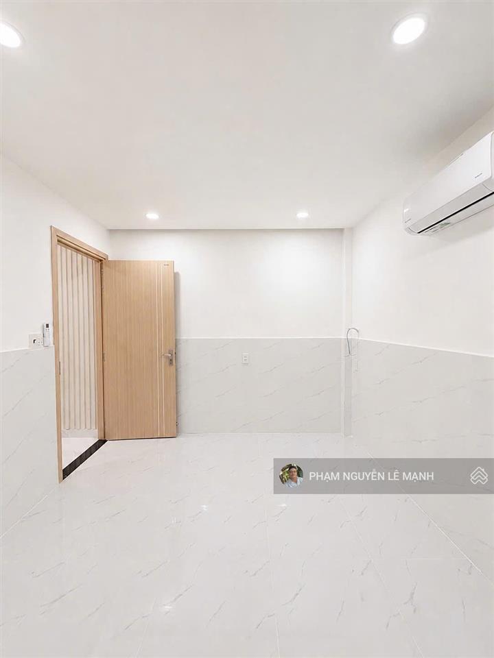Bán nhà huỳnh thiện lộc  hòa thạnh  tân phú  hẻm thông gần hxh  2 tầng  62,4m²  6,3t tl
