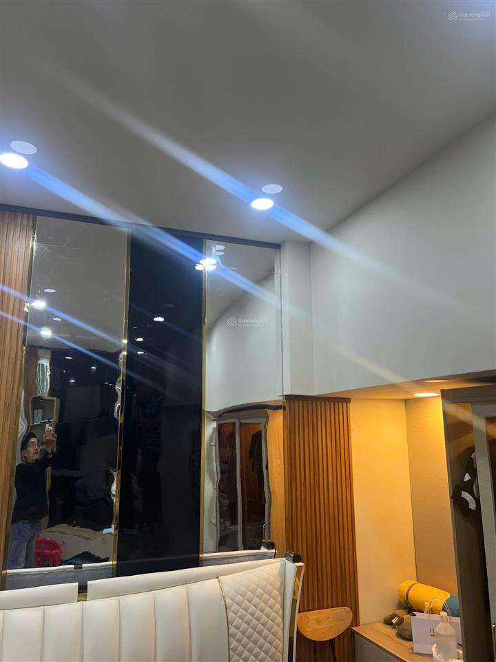 Bán nhà ni sư huỳnh liên p10 tân bình 3 tầng full nt 4.99t tl